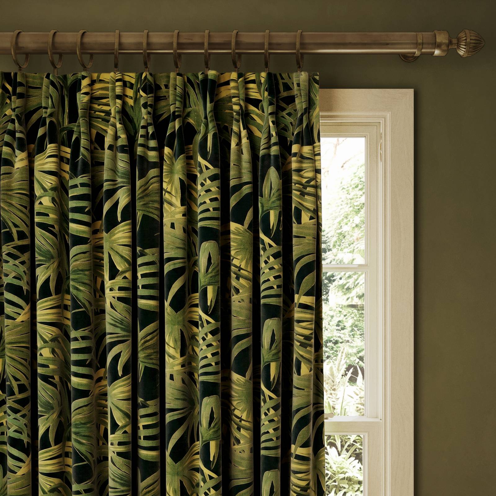 PALMERAL Velvet Curtain - Midnight & Green