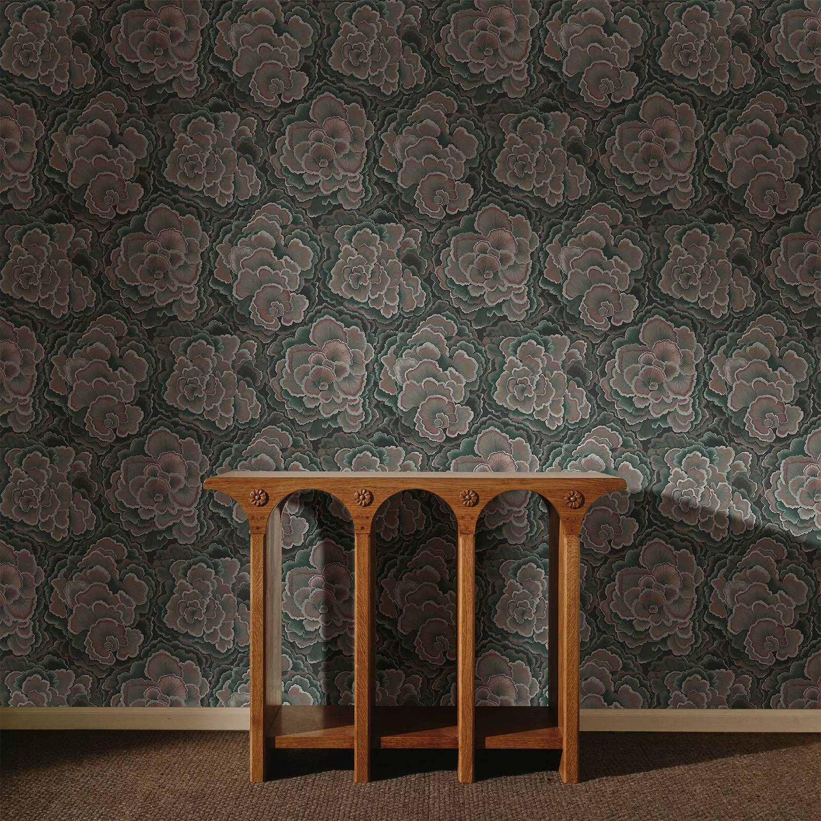 TRAMETES Wallpaper - Hosta